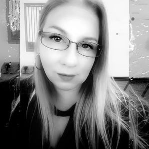 Meet your Posher, Tonia